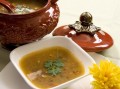 Món xôi nho khô hạnh nhân
và padoka chiên giòn 
từ Pune, Ấn Độ
