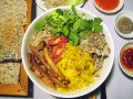 Món ăn gia đình
đầm ấm:
Mì xốt cà chua
